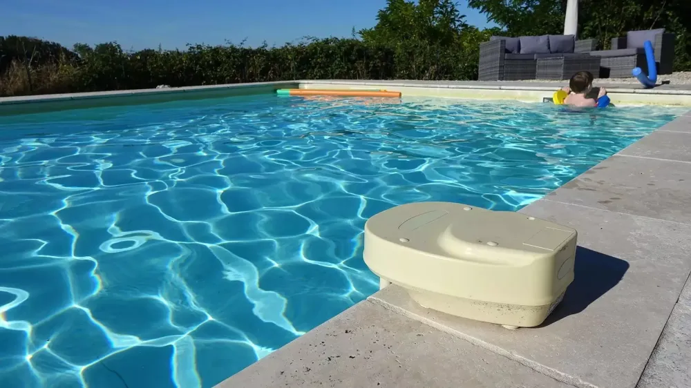 Installation de piscine clé en main à Quins
