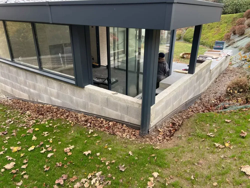 Terrasse et mur